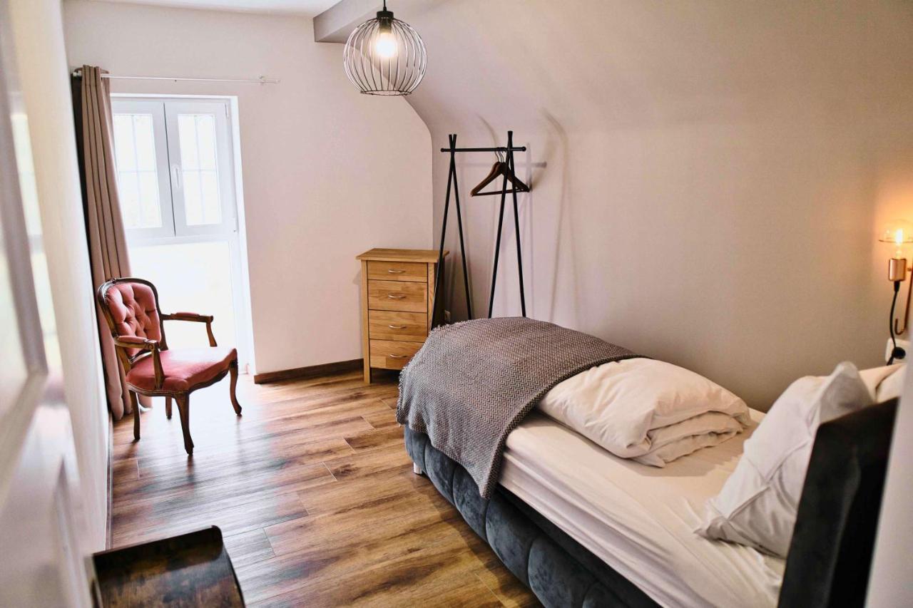 Dahlem  Mein Eifel Ferienhaus Altes Pfarrhaus מראה חיצוני תמונה